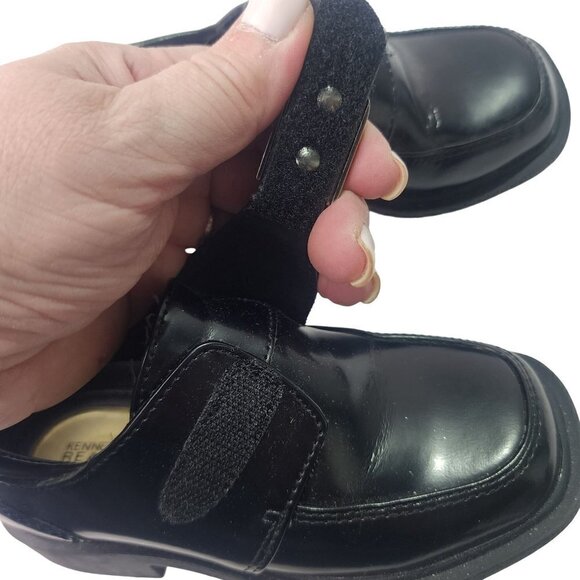 Kenneth Cole Reaction Black Leather Loafer Dress Shoe Boys Size 9M - Picture 9 of 12